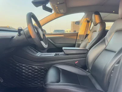Tesla Model Y Long Range 2023 GCC Specs-8