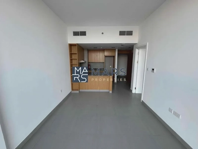 | Brand New | 1 Bedroom Apartment | Prime Location |-2