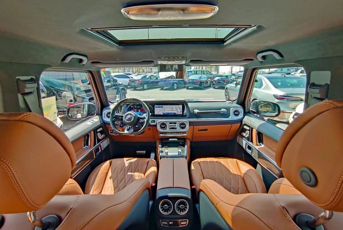 Mercedes Benz G63 AMG STANDARD Inside and outside carbon 5 years warranty 2026 GCC-11-0