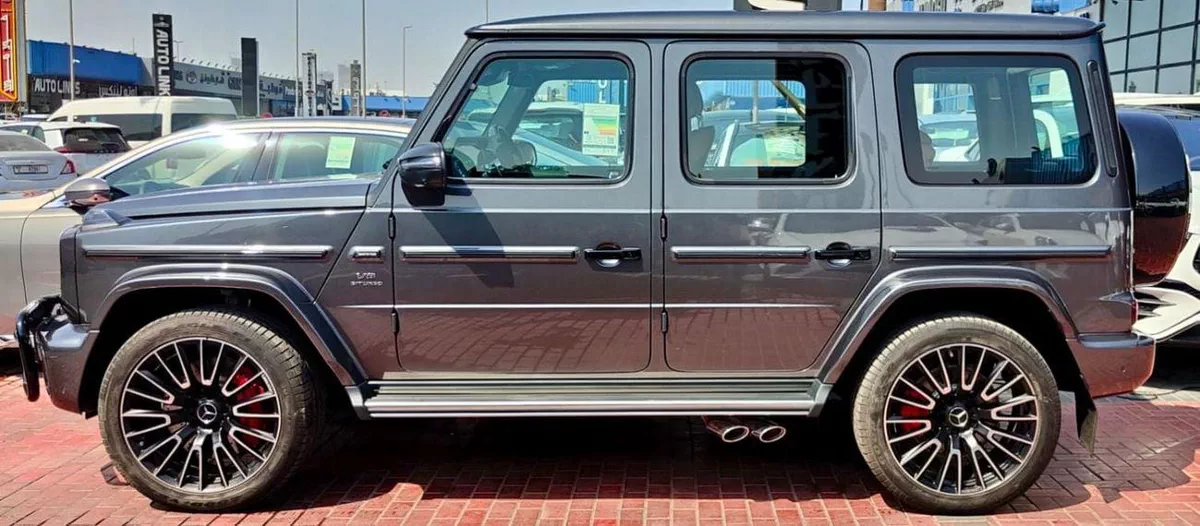 Mercedes Benz G63 AMG STANDARD Inside and outside carbon 5 years warranty 2026 GCC-6-0