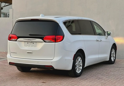 2020 Chrysler Pacifica - American Specs - Excellent Condition-5