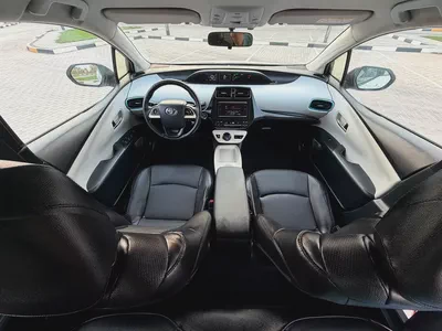 Toyota Prius 2017 GCC Eco Very Neat And Clean Premium Condition Low KM Family Car-13