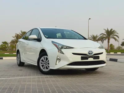 Toyota Prius 2017 GCC Eco Very Neat And Clean Premium Condition Low KM Family Car-1