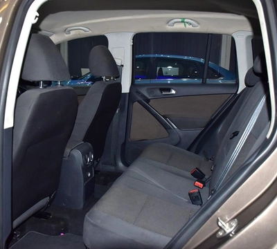 Volkswagen Tiguan ( 2015 Model ) in Brown Color GCC Specs-11