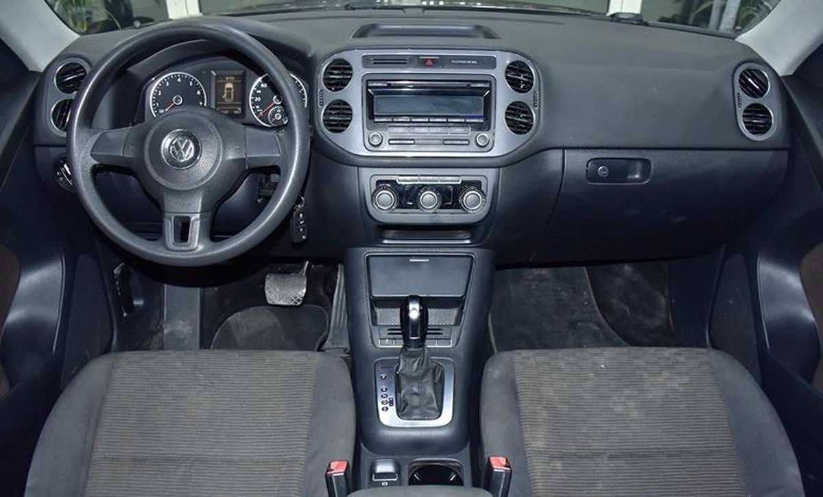 Volkswagen Tiguan ( 2015 Model ) in Brown Color GCC Specs-8-8