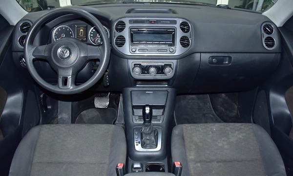 Volkswagen Tiguan ( 2015 Model ) in Brown Color GCC Specs