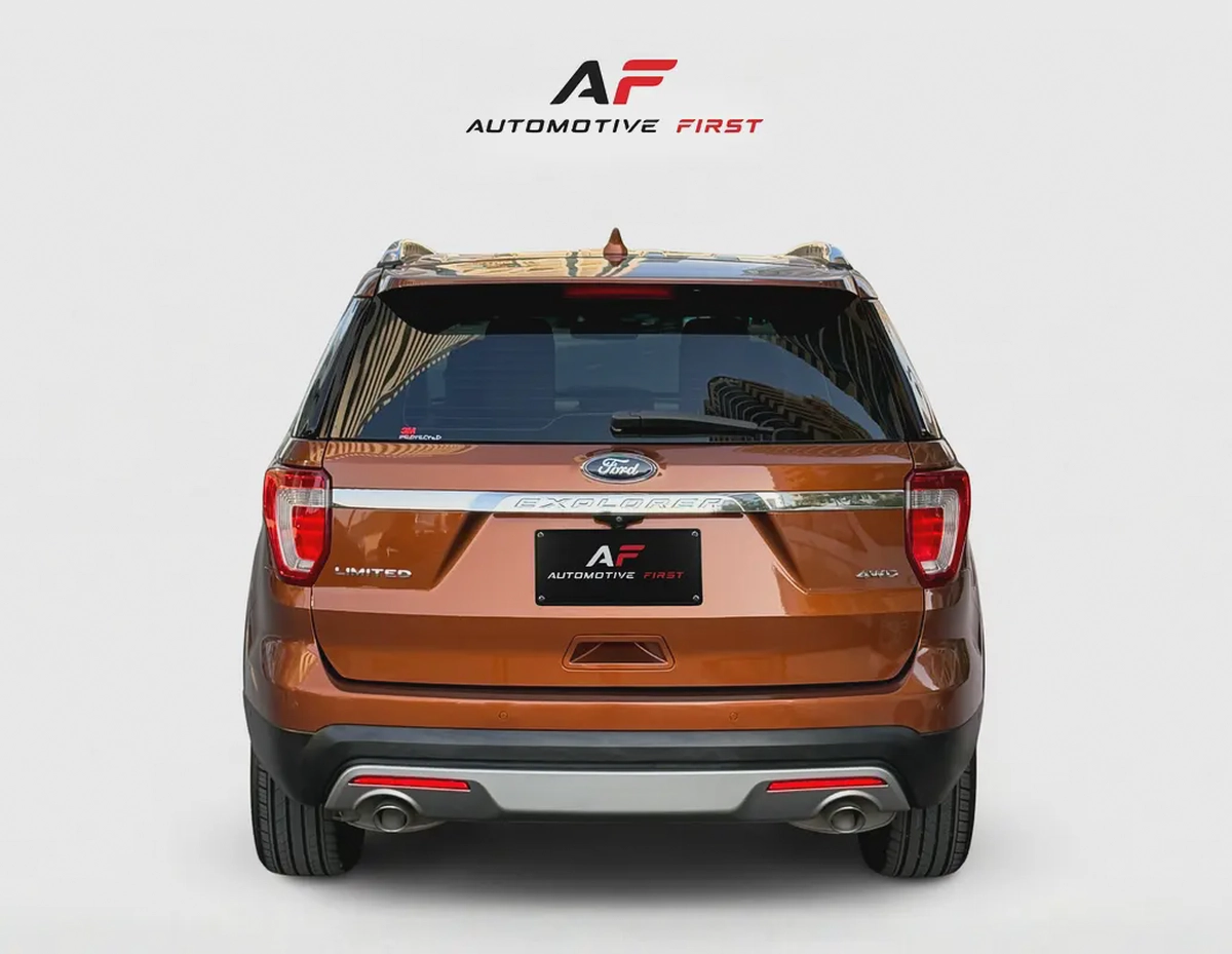 2017 Ford Explorer Limited V6 | GCC Specs | Low Mileage