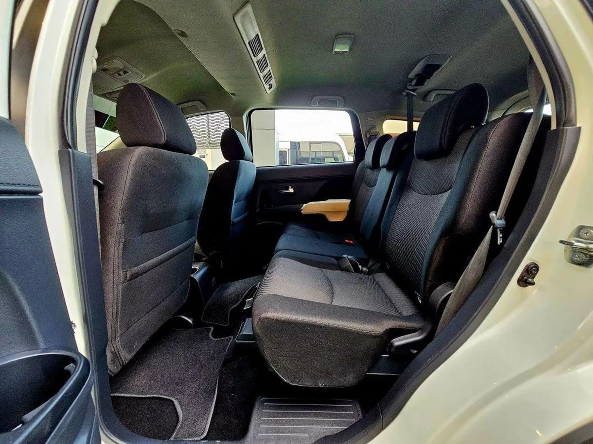 Toyota Rush EX PASSENGER 7 SEATS/ LOW MILEAGE-9-0