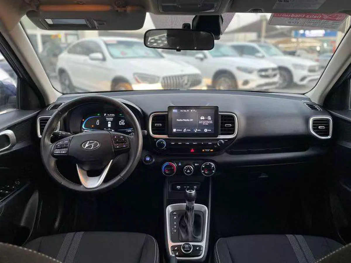 For sale Hyundai Venue I (Indian Market) Facelift, 1.0 l, 2023 in UAE, Sharjah-12-12