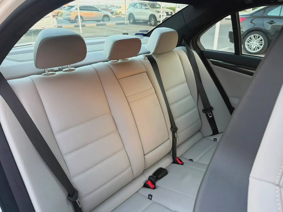 2009 Mercedes-Benz C-Class C63 AMG | Japanese Specs | Pristine Condition-9-9