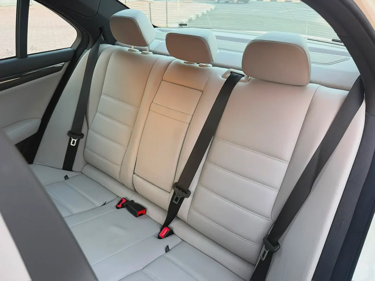 2009 Mercedes-Benz C-Class C63 AMG | Japanese Specs | Pristine Condition-10-10