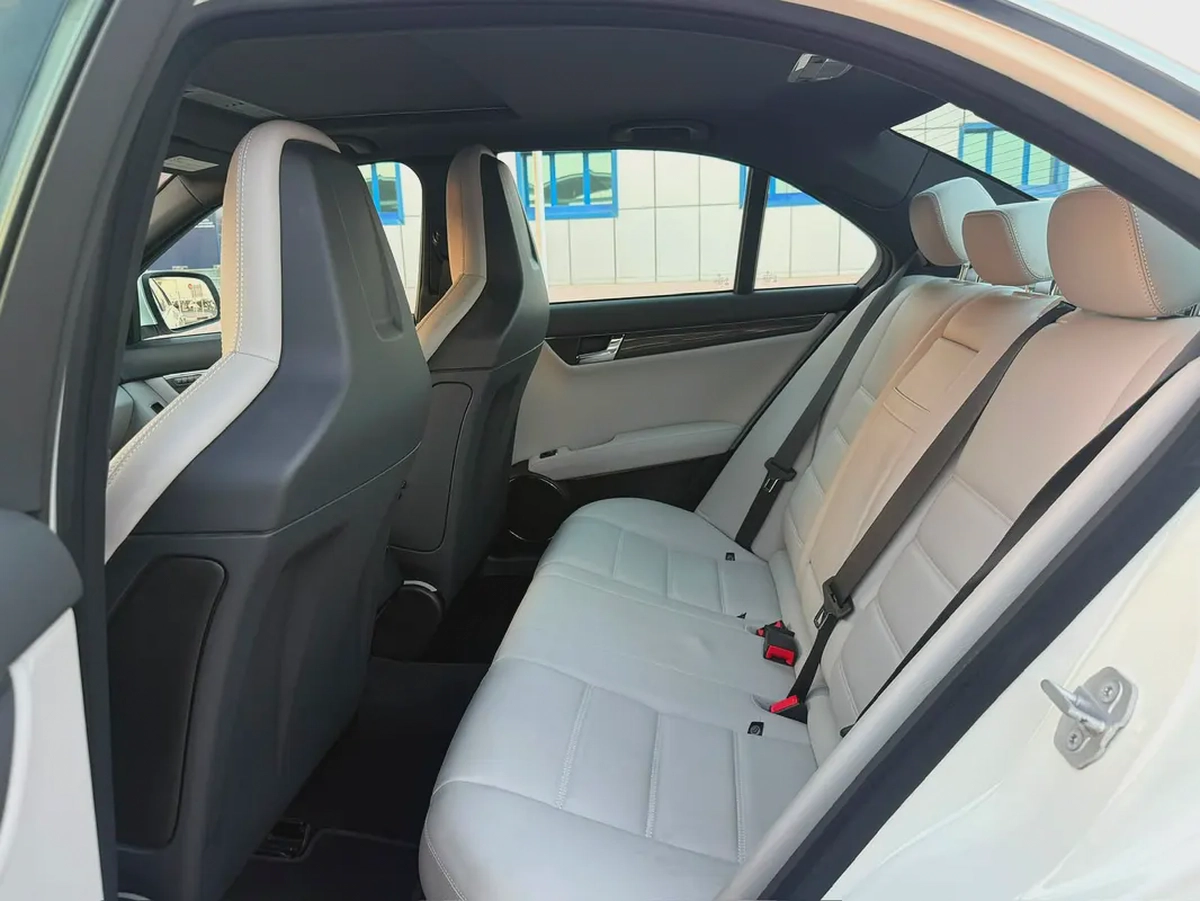2009 Mercedes-Benz C-Class C63 AMG | Japanese Specs | Pristine Condition-11-11
