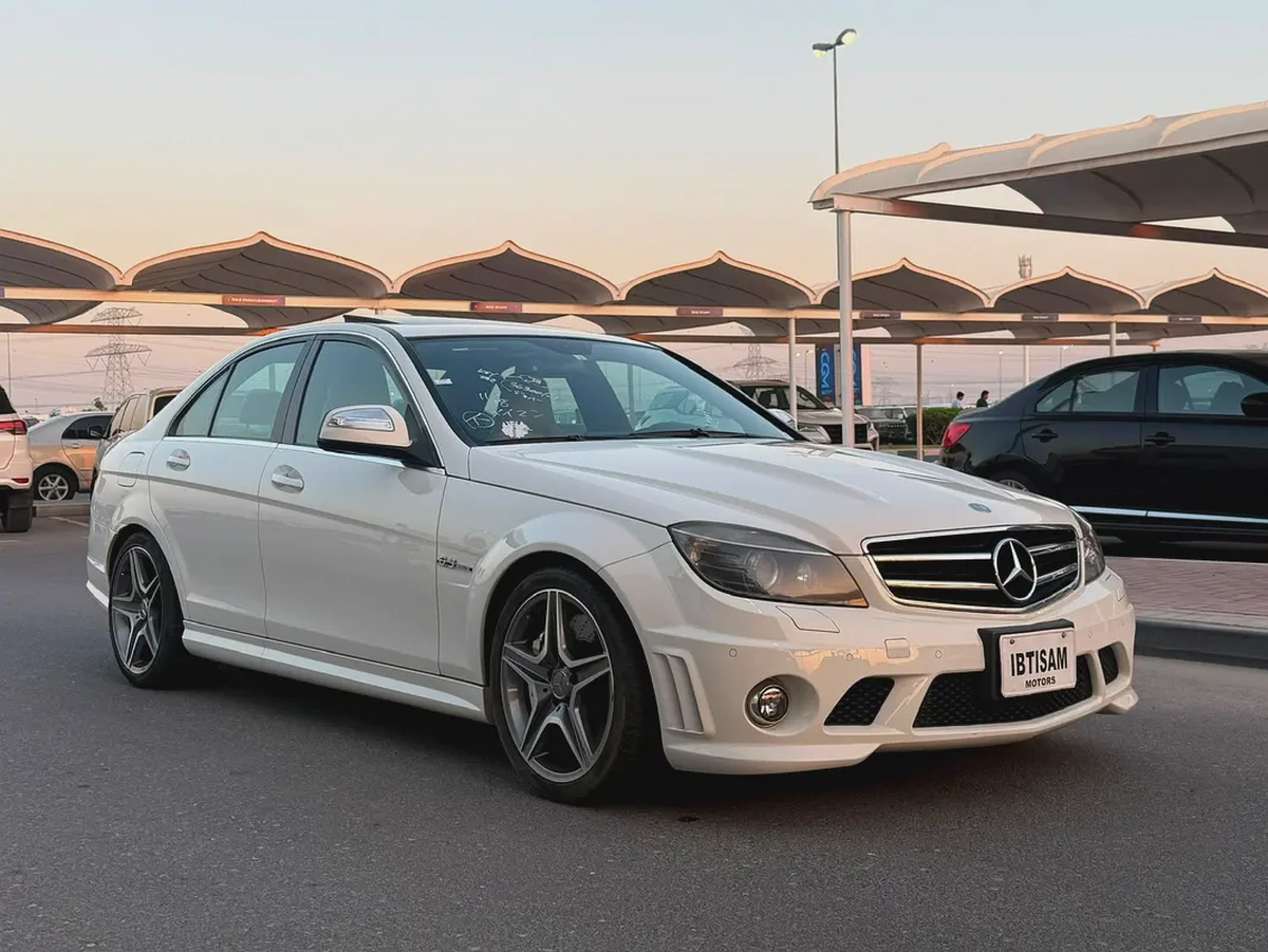 2009 Mercedes-Benz C-Class C63 AMG | Japanese Specs | Pristine Condition-1-1