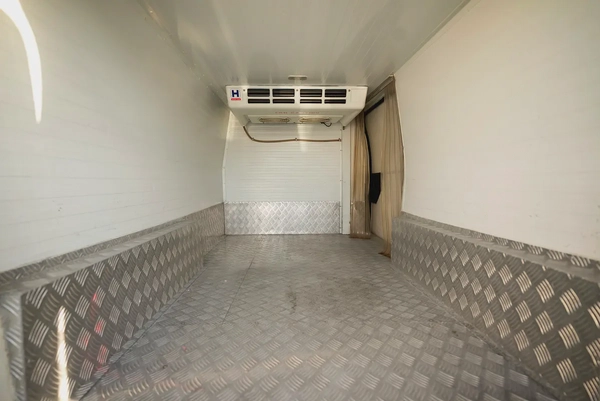 Peugeot Expert | Chiller Van | Diesel | GCC Specs | Ref#P001884