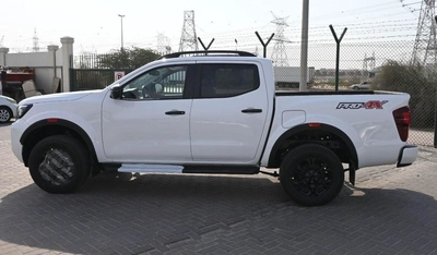 Nissan Navara NISSAN NAVARA 2.5 DIESEL PRO4X 4X4 AT 2025-2