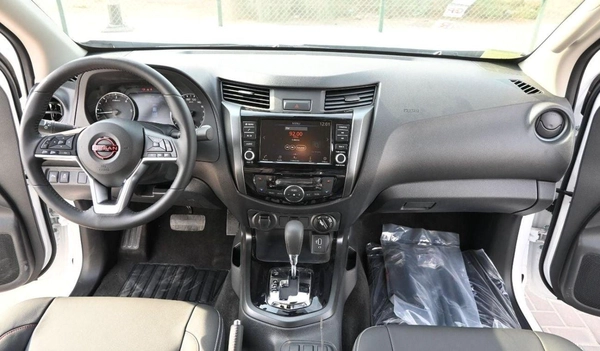 Nissan Navara NISSAN NAVARA 2.5 DIESEL PRO4X 4X4 AT 2025