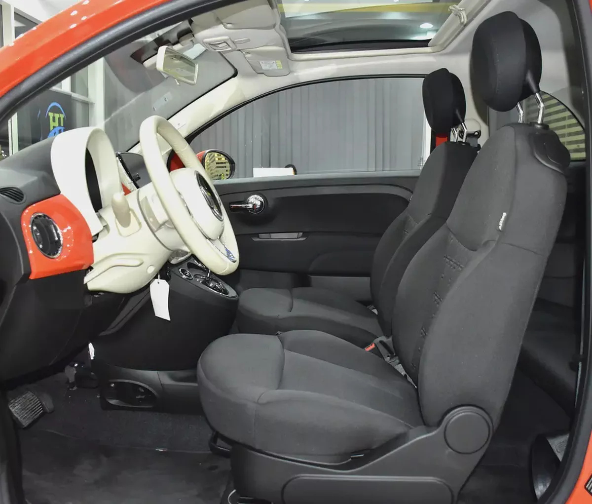 AED 892 EMi at 0% DP | Fiat 500 Dolcevita ( 2024 Model ) in Orange Color GCC Specs-9-9