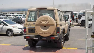 Toyota Land Cruiser 70 LC76 HT VXR HT VXR LX 4.0L V6 A/T-16