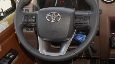 Toyota Land Cruiser 70 LC76 HT VXR HT VXR LX 4.0L V6 A/T-4