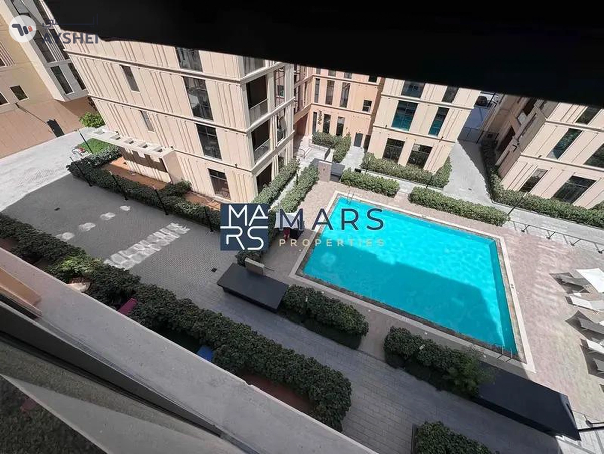 Luxurious one bedroom pool view in a modern community-9-9