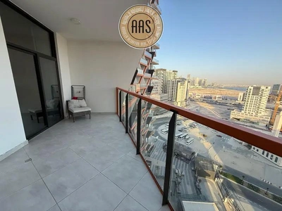 Prime location fully furnished 1bhk 2bathrooms in 85k balcony wardrobes 1parking free-2
