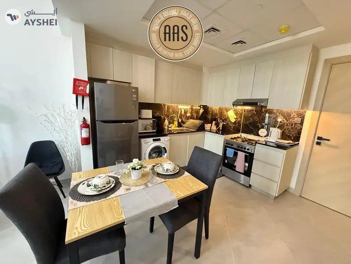 Prime location fully furnished 1bhk 2bathrooms in 85k balcony wardrobes 1parking free-8-8