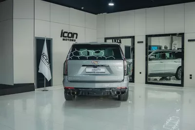 2025 Cadillac Escalade V GCC Specs-17