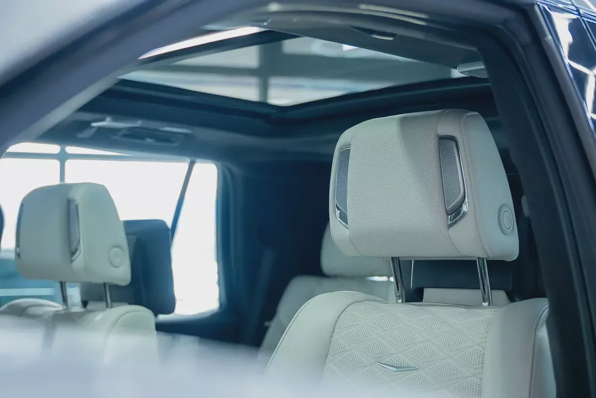 2025 Cadillac Escalade V GCC Specs-11-11