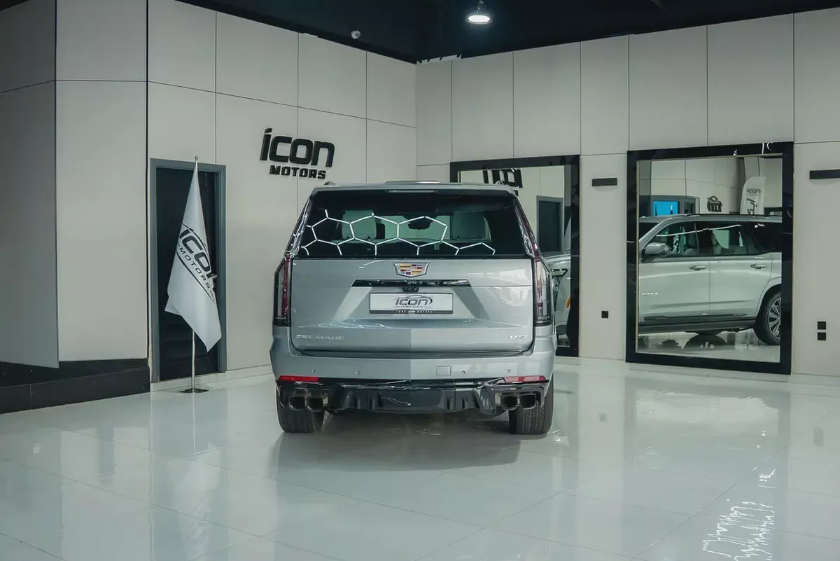 2025 Cadillac Escalade V GCC Specs-17-17