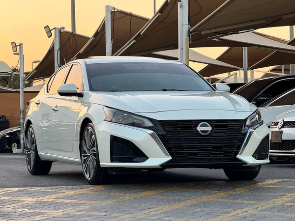 Nissan Altima SV