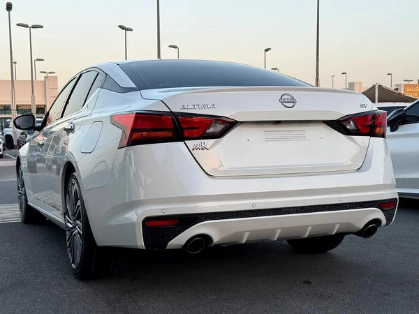 Nissan Altima SV