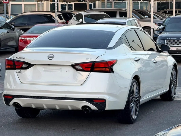 Nissan Altima SV