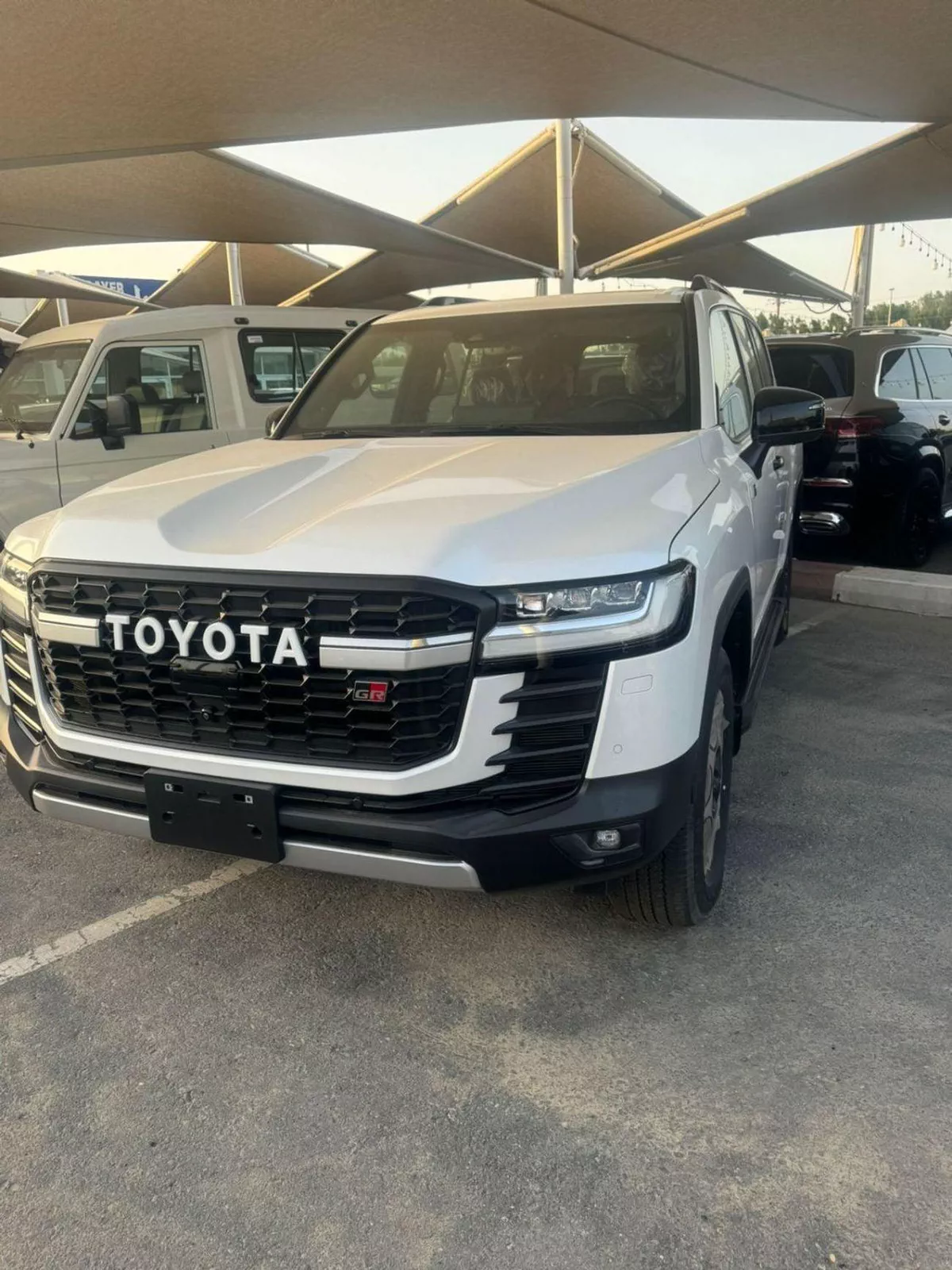 Toyota Land Cruiser GR SPORT GR-S Toyota Land Cruiser GR Sport 3.3 Diesel 2022-3-0