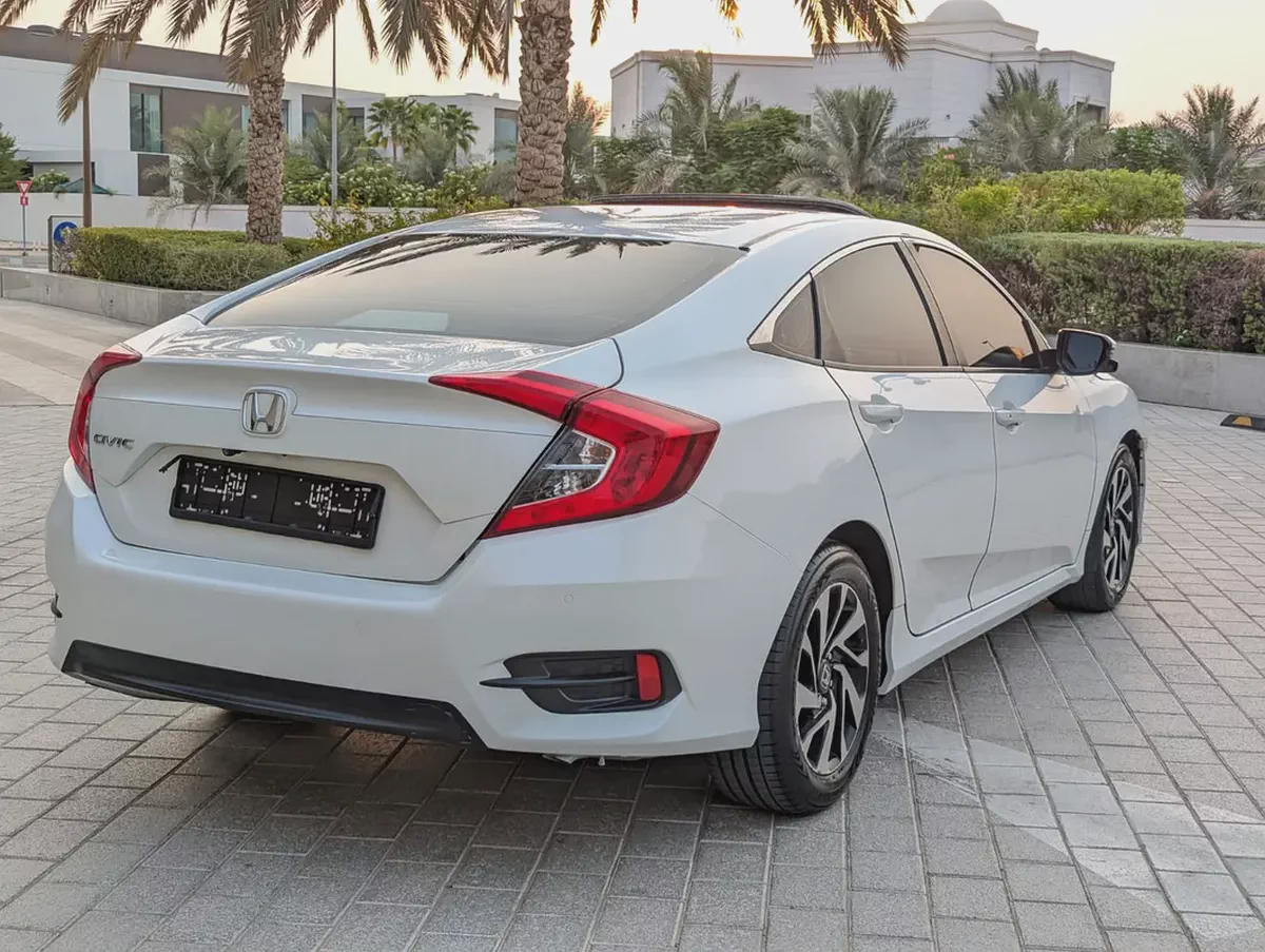 Honda Civic 2017 GCC Full Option TOP Premium Condition Low KM Sports Sedan-14-14