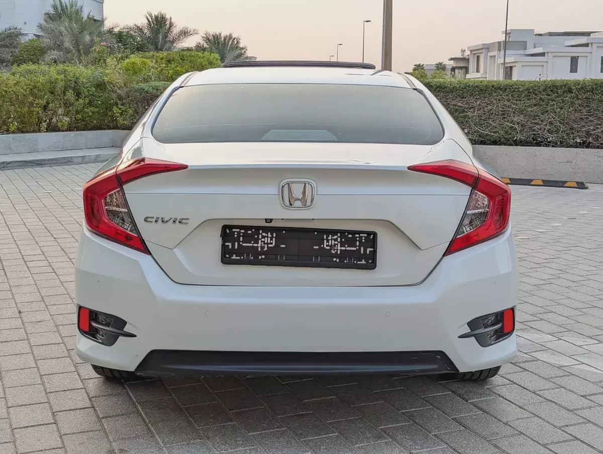 Honda Civic 2017 GCC Full Option TOP Premium Condition Low KM Sports Sedan-17-17