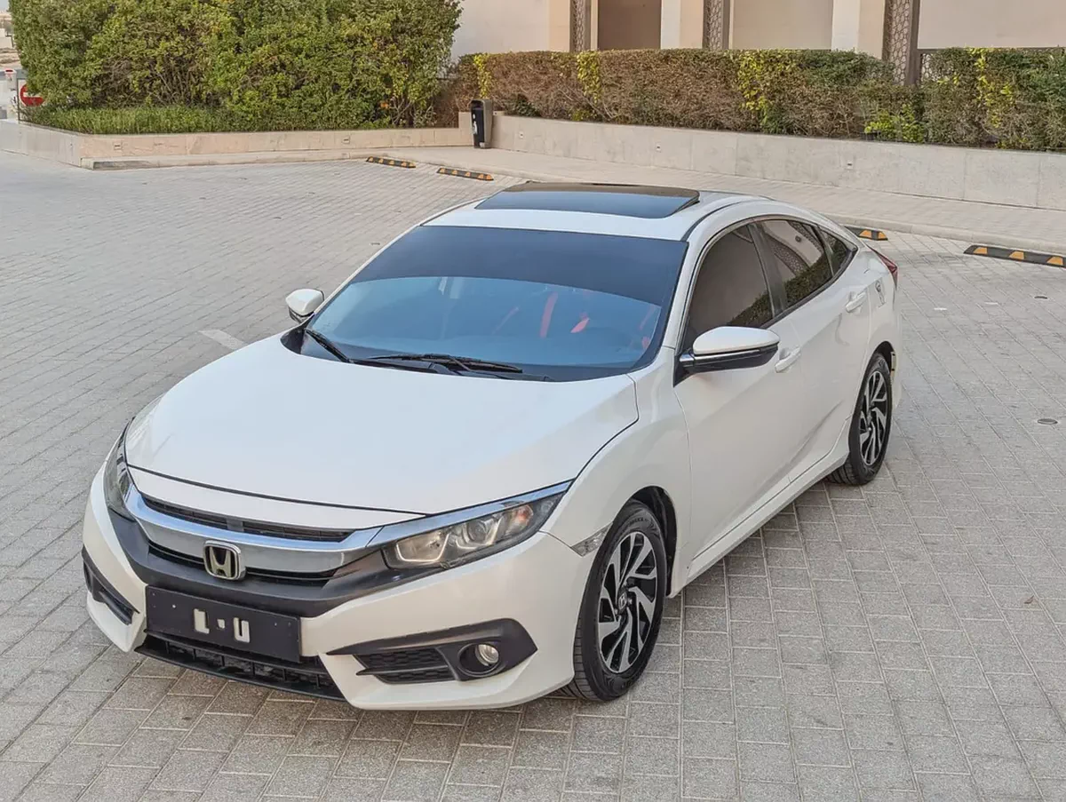 Honda Civic 2017 GCC Full Option TOP Premium Condition Low KM Sports Sedan