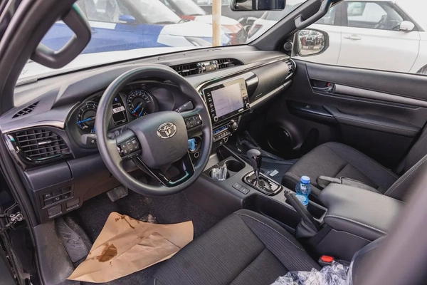 Toyota Hilux Adventure DSL 2.8 2026 - GCC Specs - Brand New!