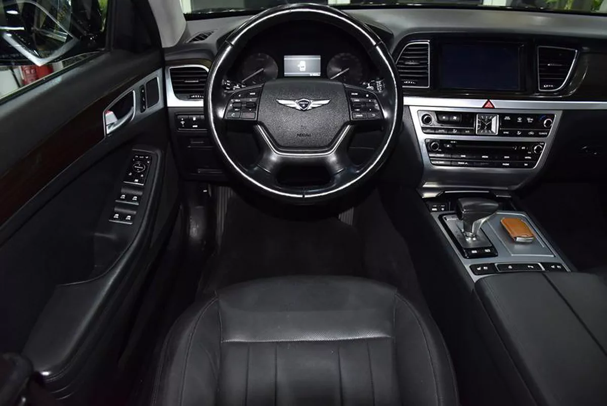 Genesis G80 3.3L ( 2018 Model ) in Black Color Korean Specs-9-9