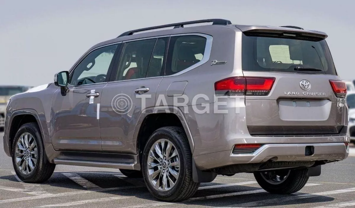Toyota Land Cruiser VXR LAND CRUISER VXR 3.3L DIESEL 2025-4-0