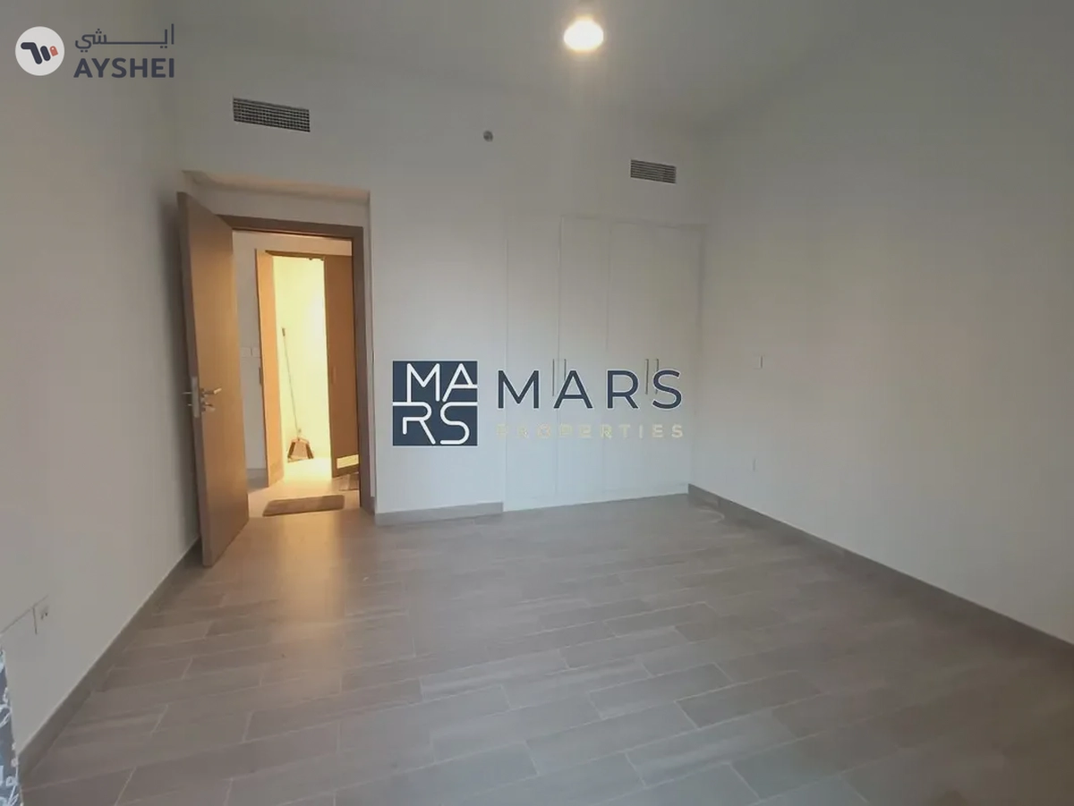 Best 1bhk Apartment at waterfront near Dubai-9-9