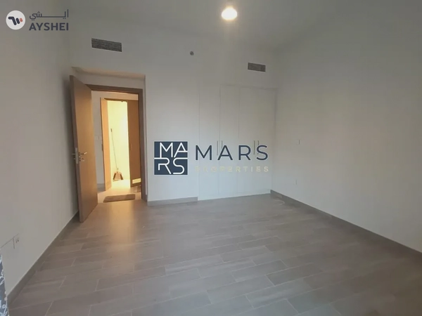 Best 1bhk Apartment at waterfront near Dubai