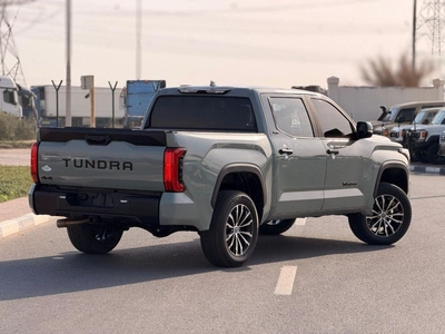 Toyota Tundra SR (NON GCC) Toyota Tundra 2025 model low mileage-2