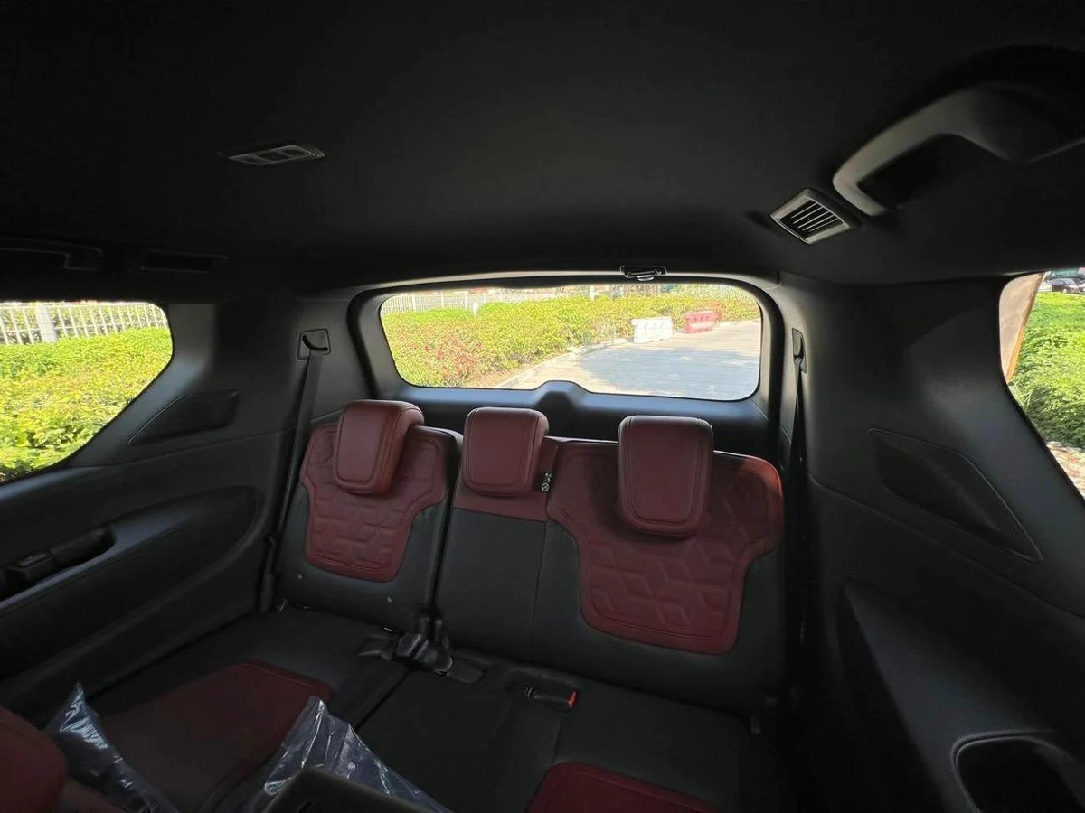Nissan Patrol SE PLATINIM-15-15