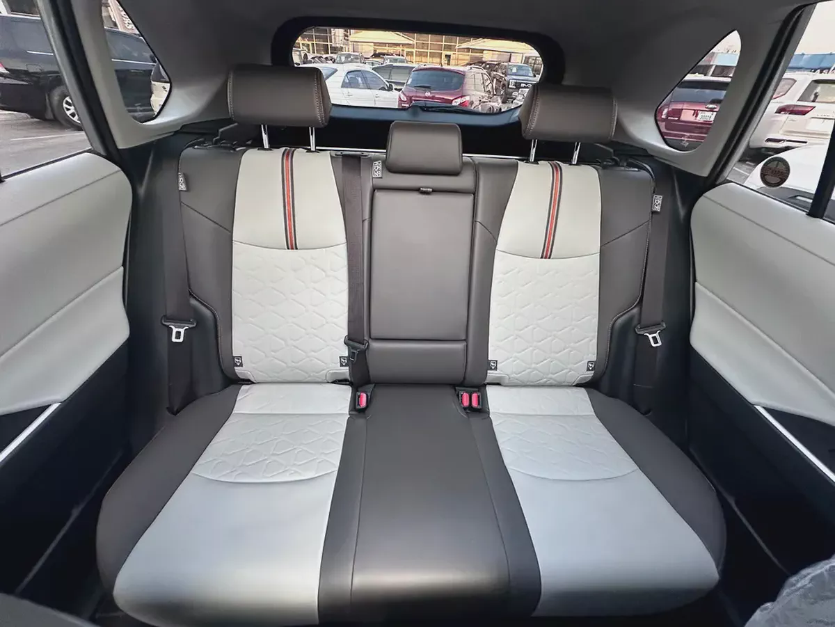 Toyota RAV4 Adventure 2025 GCC Specs-11-11
