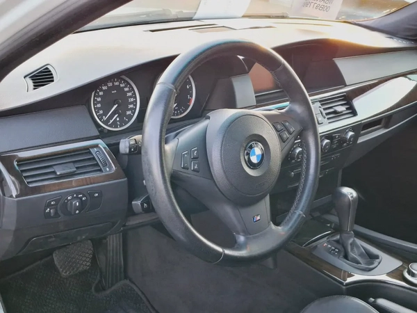 BMW 525i
