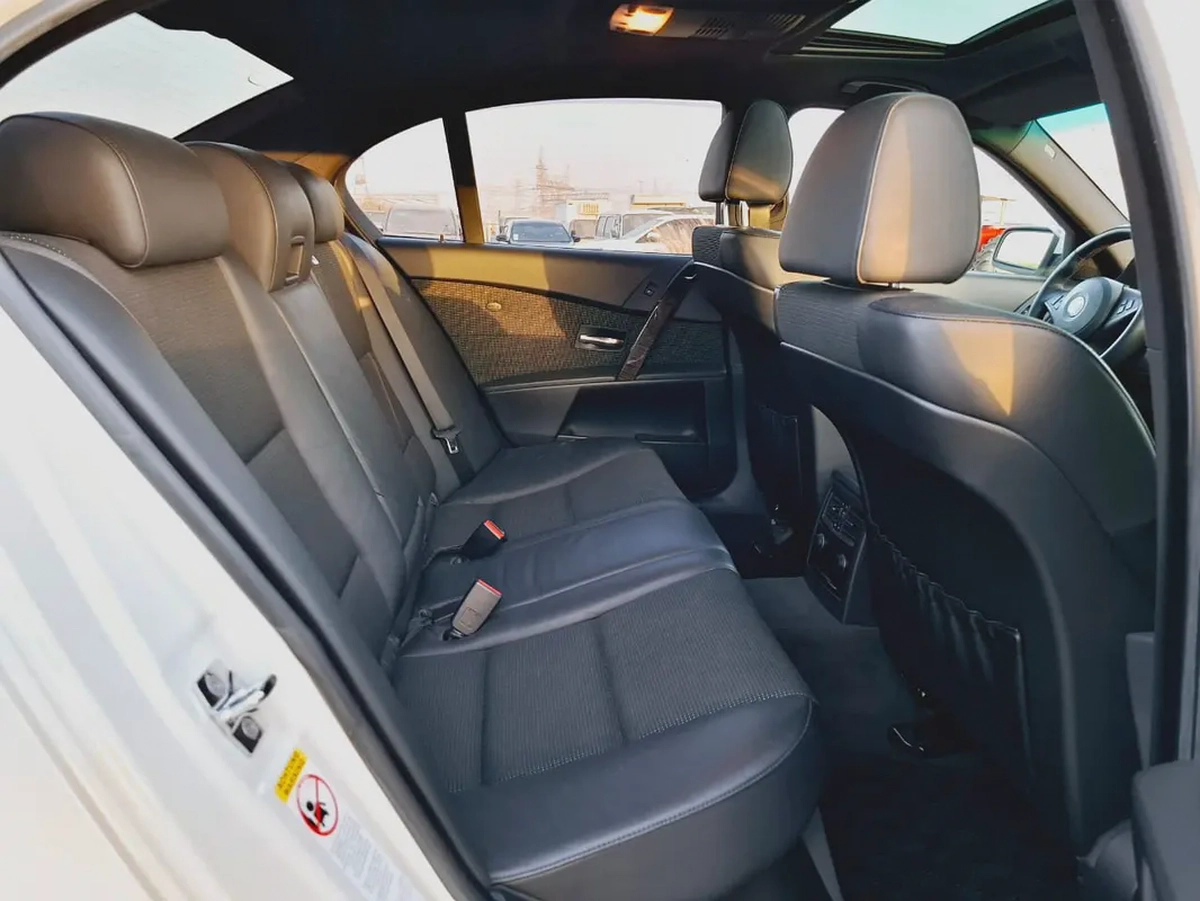BMW 525i-11-11