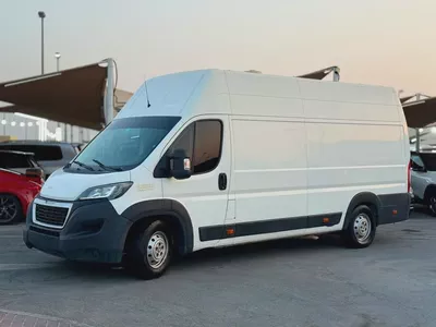 Peugeot Boxer 2017 L4H3 GCC Specs - Spacious Commercial Van-1