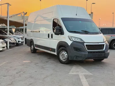 Peugeot Boxer 2017 L4H3 GCC Specs - Spacious Commercial Van-2