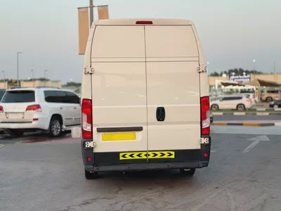Peugeot Boxer 2017 L4H3 GCC Specs - Spacious Commercial Van-5