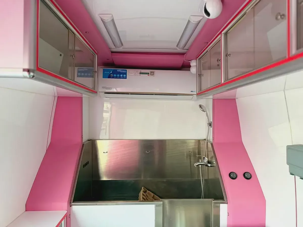Peugeot Boxer 2017 L4H3 GCC Specs - Spacious Commercial Van-15-15